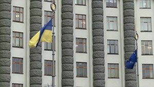 335. deň na Ukrajine: Viacerí vládni predstavitelia odstupujú z funkcie