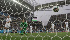 Futbalu kraľujú Nemci, Slováci poskakujú v piatej desiatke