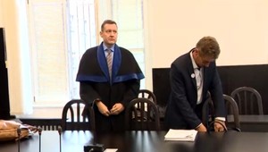 Jankovská neprišla na súd s podnikateľom Janíčkom. Ten tvrdí, že pomohla mafii obrať ho o peniaze