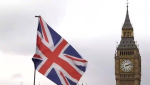 Brexit sa čoraz viac týka aj Slovákov. Od 1. októbra tam môžeme cestovať len s pasom