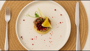 Kačacia paštéta s ovocným kaviárom