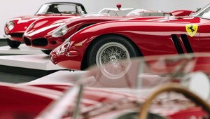 Ralph Lauren predstavil svoju zbierku luxusných automobilov v hodnote stoviek miliónov dolárov