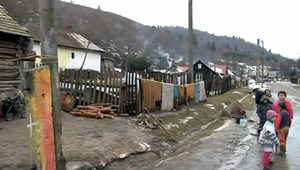 Starosta zlegalizoval rómsku osadu. Obyvatelia budú platiť dane