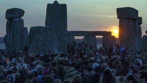 Stonehenge obklopovalo 17 ďalších svätýň, zistili archeológovia
