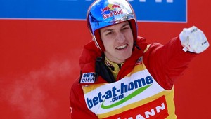 V Harrachove triumf a rekord pre Schlierenzauera (23)