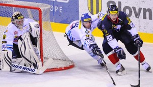 V minulosti brázdil slovenské ľady, dnes strieľa góly v KHL