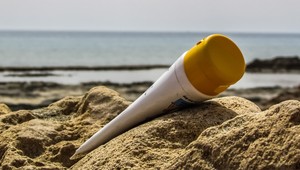 My sa chceme opáliť, oni vybieliť. Bieliace krémy predstavujú veľké riziko