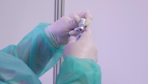 Najmenej ľudí v Čakárni je v Košickom kraji. Takmer 50% seniorov o očkovanie nemá záujem