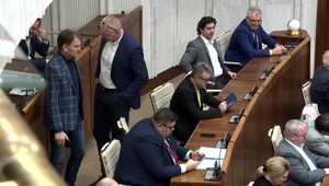 O parlamentné voľby zabojujú nové strany. Voličov chcú osloviť koalície, spájať sa plánuje aj Danko