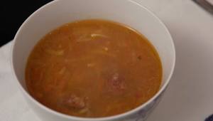 Polievka: Súboj zeleniny a strukoviny