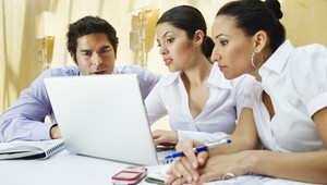 Sme flákači? Slováci sú v práci málo vyťažení