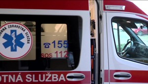 Po útoku násilníka na tanečnej zábave skončil napadnutý muž v bezvedomí