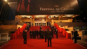 Slovenská hanba v Cannes! Opití filmári sa pobili a skončili v base