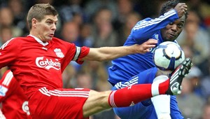 Arsenal deklasoval Blackburn, Chelsea zdolala Liverpool 2:0
