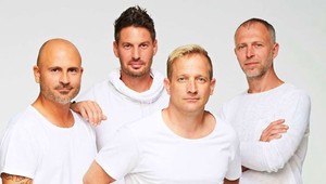 Litre alkoholu, drogy a ignorácia lockdownu! Líder slávnej českej kapely žúroval a vyzýval ľudí, nech prídu tiež!