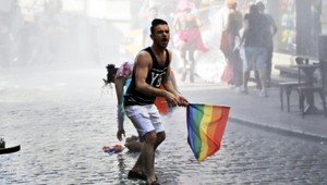 Gay Pride v Turecku rozohnala polícia vodnými delami