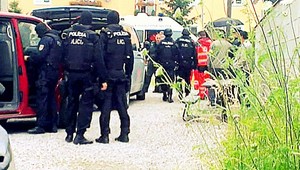 Psychopat terorizoval obyvateľov. Zriadili si hliadky