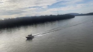 Pasažiera, ktorý vypadol z lode do Dunaja, sa stále nepodarilo nájsť