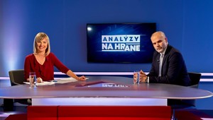 Analýzy Na hrane s ministrom Sklenárom: Naše zbrojenie je reakciou, nie naopak