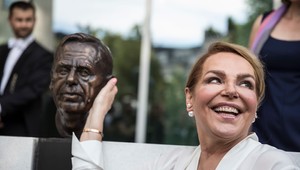 Opäť Veškrnová?! Dagmar Havlová sa vzdáva priezviska po zosnulom prezidentovi!