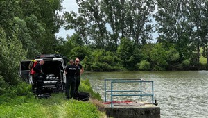 Počas kúpania s kamarátmi zmizol pod hladinou. Chlapca (†16) z vody už nevytiahli živého