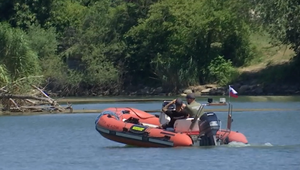 Podozrenie na utopenie v jazere: Pri vode našli veci, majiteľ nikde