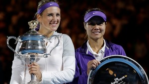 Azarenková obhájila titul v Melbourne a zostáva jednotkou