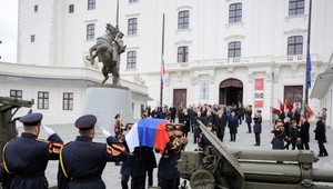 ONLINE: Slovensko sa rozlúčilo s prezidentom Michalom Kováčom