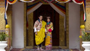 Bhutánsky kráľ sa oženil! Zobral si študentku