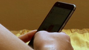 Pozor na erotickú komunikáciu cez internet. Môžete prísť až o 30-tisíc eur