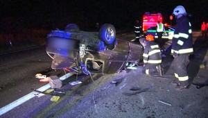 Havaroval, záchrancom vynadal a ušiel. Muža (37) hľadali policajti