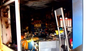 V Topoľčanoch horela predajna náhradných dielov