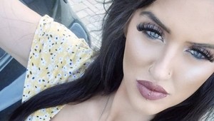 Mala iba 13 rokov, keď prerástla svojho otca: Vďaka svojej postave dnes zarába majland