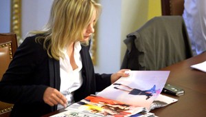 Čítanosť mesačníkov: Prepad Emmy, koniec Maminy