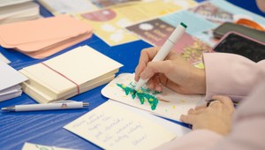 dm podporuje svojich spolupracovníkov vo využití pracovného času na dobré skutky