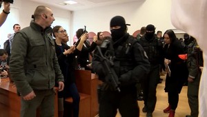 Pojednávanie v kauze Jána Kuciaka (8. deň): Prečo bolo pre Zsuzsovú dôležité oboznámiť senát o jej stave?