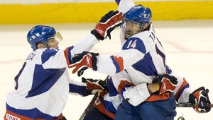 NAŽIVO na HUSTE.tv. Hádzanári so Švédmi o ME