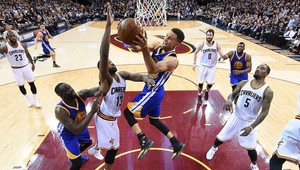 Na šampióna si počkáme. Cleveland si vynútil siedmy zápas