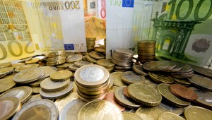 Kríza-nekríza, ministerstvá vyplatia na odmenách tisícky eur