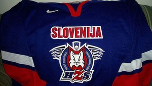 Hráči slovinského hokejového majstra zbili v hoteli svojho trénera