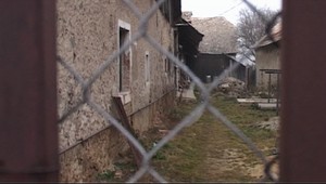 Do manželky hádzal sekáčik na mäso! Sama mu ho musela priniesť