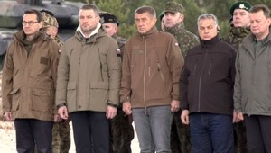 Premiéri krajín V4 oslavovali vstup do NATO. Pre Slovensko je toto členstvo kľúčové