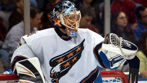 Brankár Kolzig po 14 sezónach opúšťa zámorské klziská