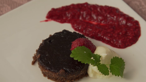 Dezert: Bobulky vedľa seba poskladané, ale ríbezľa to není jasný pane