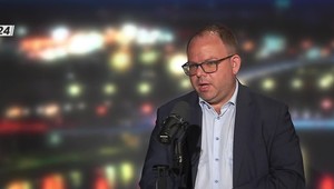 Bez dozoru: Pohoda vs. štátne oslavy