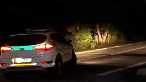 Odišiel zo zariadenia pre seniorov a nevrátil sa ani po zotmení. V lesoch ho hľadali hasiči aj policajti