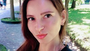 Šialené, čo má Elena na svojich rukách! Videli ste už niečo podobné?