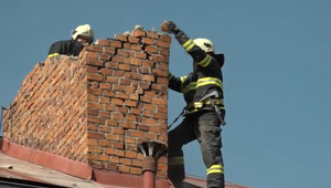 Po zemetrasení si nevydýchli. Policajti a hasiči sú non-stop v teréne