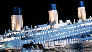 V Británii vydražili posledný list z Titanicu