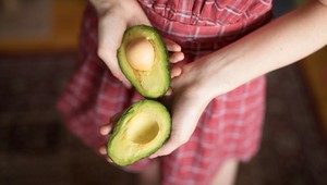 Ako si poradiť s tvrdým avokádom? Vyskúšajte TRIK, s ktorým zmäkne už na druhý deň